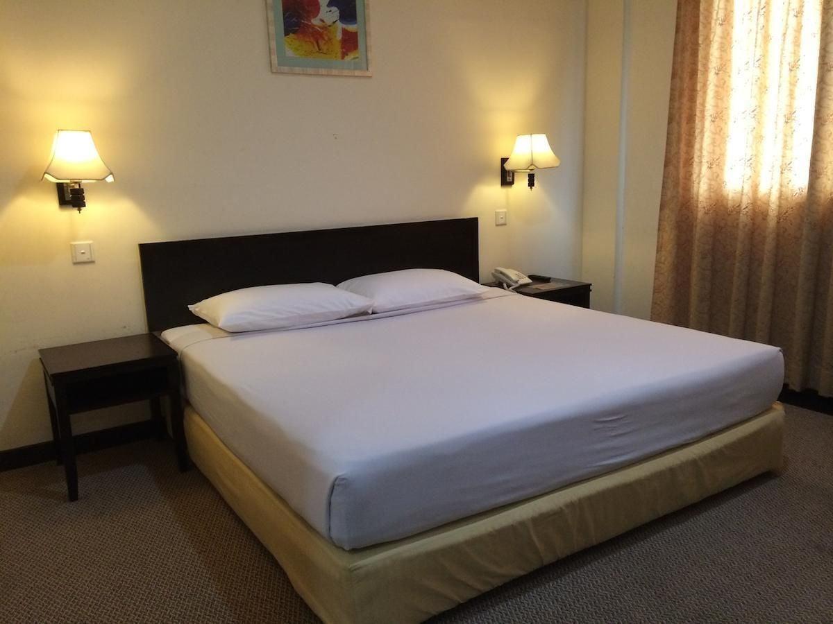 Carlton Hotel Shah Alam Exterior foto